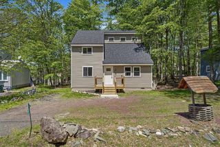 8592 Periwinkle Drive, Coolbaugh Twp, PA 18466
