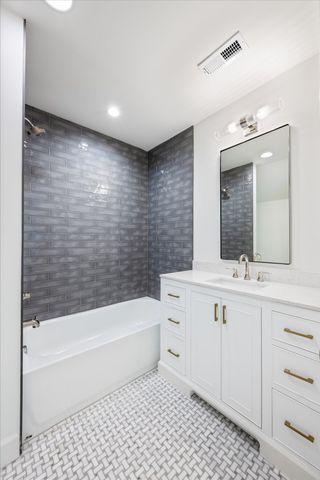 6013 Landmark Pl, Brentwood, TN 37027