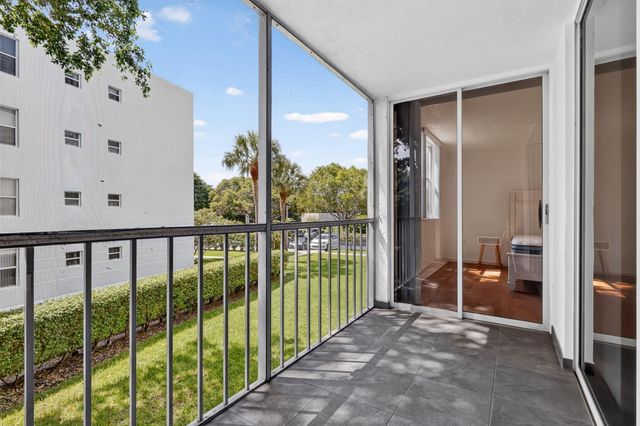 5936 MORNINGSTAR Circle 205, Delray Beach, FL 33484