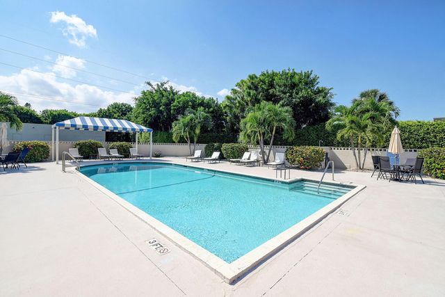 5936 MORNINGSTAR Circle 205, Delray Beach, FL 33484