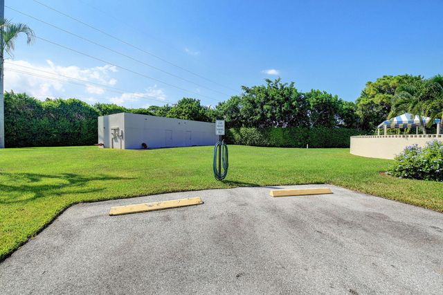 5936 MORNINGSTAR Circle 205, Delray Beach, FL 33484