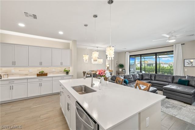 18651 Ives DR, Estero, FL 33928