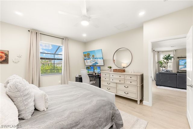 18651 Ives DR, Estero, FL 33928