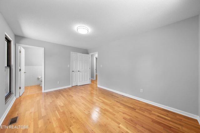 235 S Ridge Rd, Knoxville, TN 37920