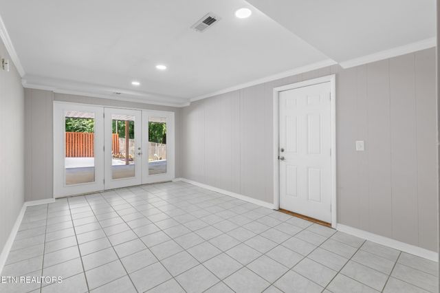 235 S Ridge Rd, Knoxville, TN 37920