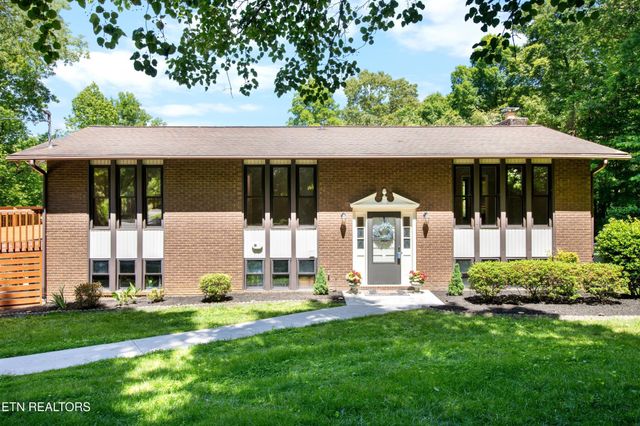 235 S Ridge Rd, Knoxville, TN 37920