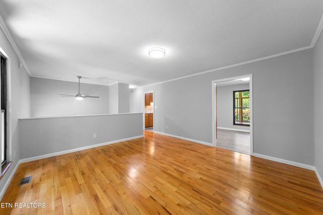 235 S Ridge Rd, Knoxville, TN 37920
