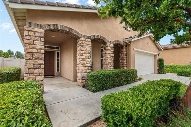 266 Bridle Trail, Beaumont, CA 92223