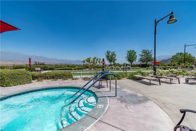 266 Bridle Trail, Beaumont, CA 92223
