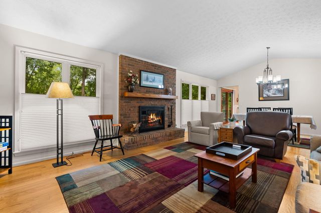 444 Burr Oak Drive, Ann Arbor, MI 48103