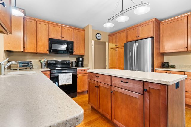444 Burr Oak Drive, Ann Arbor, MI 48103