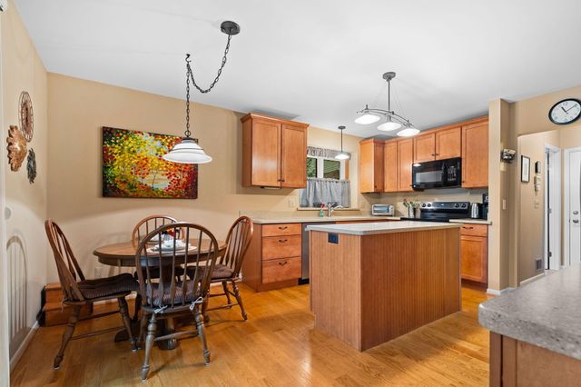 444 Burr Oak Drive, Ann Arbor, MI 48103