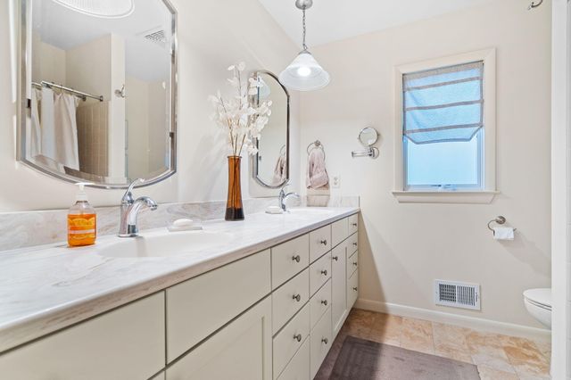 444 Burr Oak Drive, Ann Arbor, MI 48103