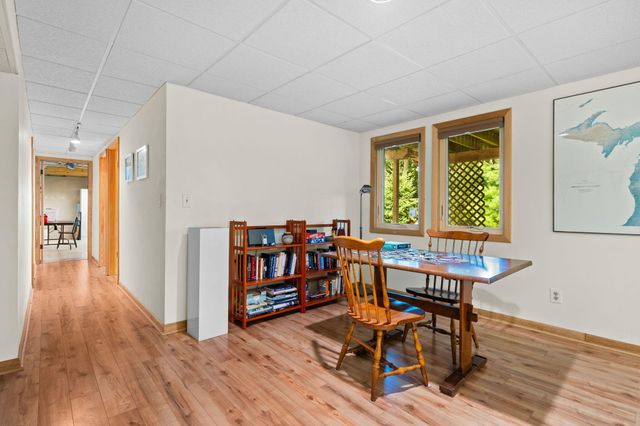 444 Burr Oak Drive, Ann Arbor, MI 48103