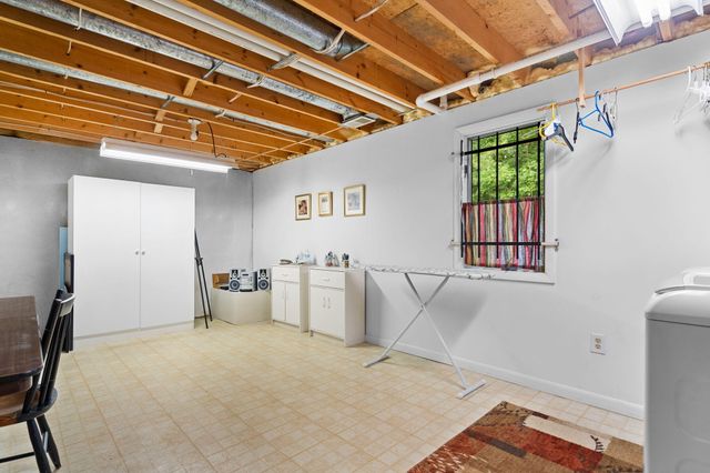 444 Burr Oak Drive, Ann Arbor, MI 48103