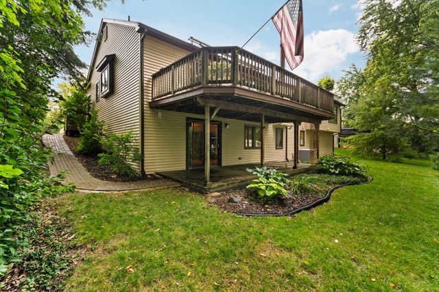 444 Burr Oak Drive, Ann Arbor, MI 48103