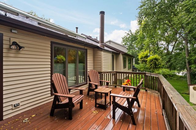 444 Burr Oak Drive, Ann Arbor, MI 48103