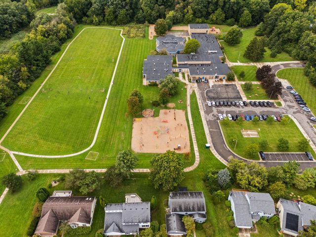 444 Burr Oak Drive, Ann Arbor, MI 48103
