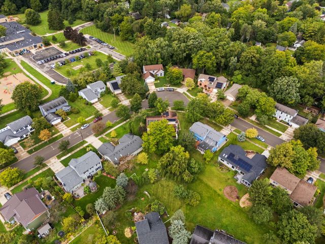 444 Burr Oak Drive, Ann Arbor, MI 48103