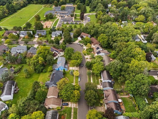 444 Burr Oak Drive, Ann Arbor, MI 48103
