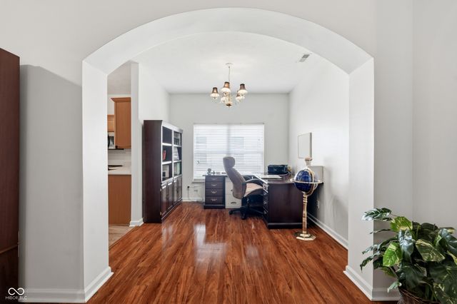 5876 Lost Oaks Drive, Carmel, IN 46033