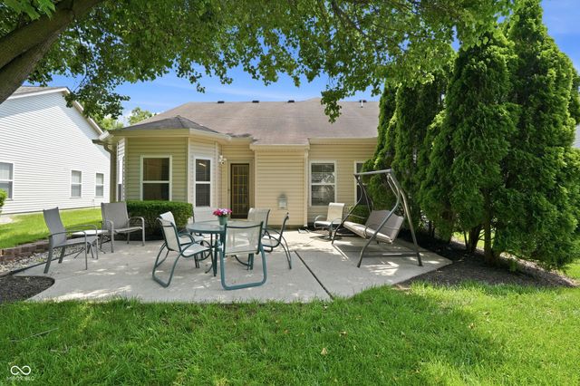 5876 Lost Oaks Drive, Carmel, IN 46033