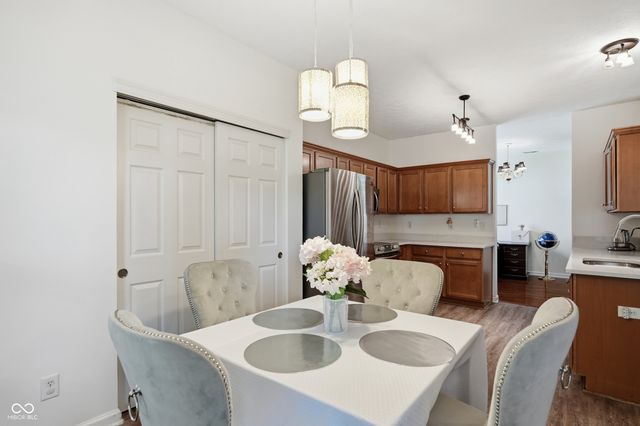 5876 Lost Oaks Drive, Carmel, IN 46033