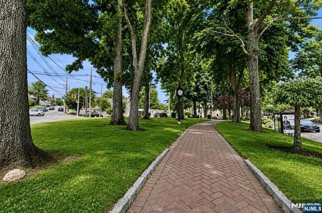180 Edgewater Road, Cliffside Park, NJ 07010