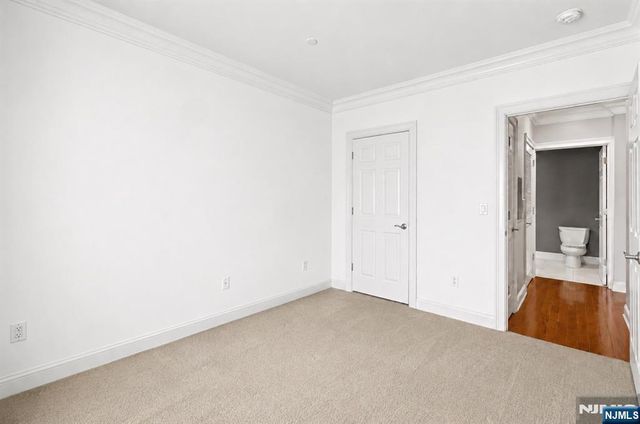180 Edgewater Road, Cliffside Park, NJ 07010