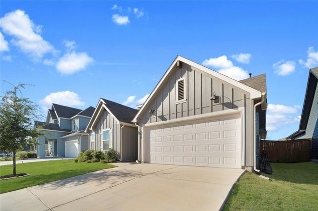 120 Rosa RD, San Marcos, TX 78666