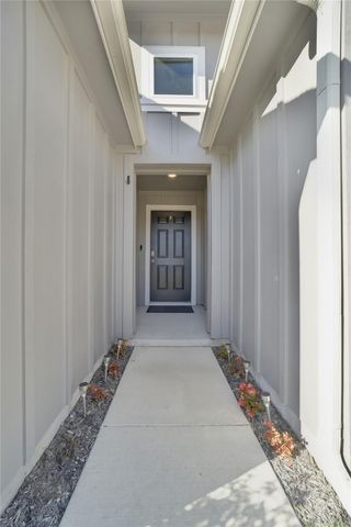 120 Rosa RD, San Marcos, TX 78666