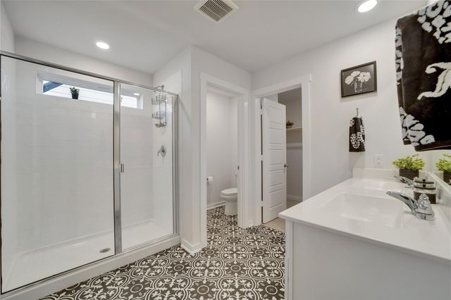 120 Rosa RD, San Marcos, TX 78666