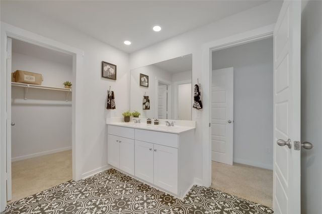 120 Rosa RD, San Marcos, TX 78666