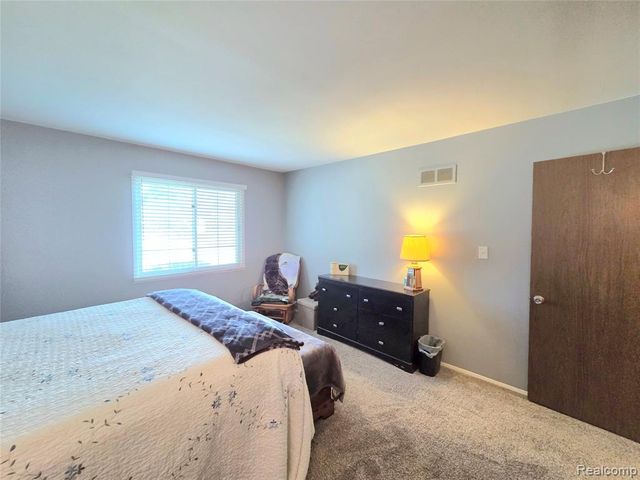 1891 Baldwin Drive 4, Trenton, MI 48183