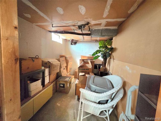 1891 Baldwin Drive 4, Trenton, MI 48183