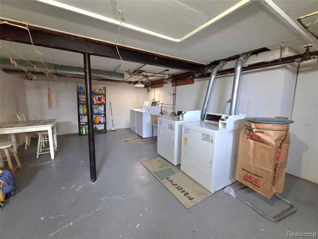 1891 Baldwin Drive 4, Trenton, MI 48183