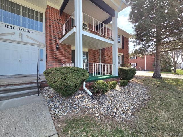 1891 Baldwin Drive 4, Trenton, MI 48183