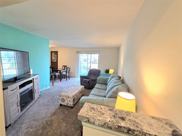 1891 Baldwin Drive 4, Trenton, MI 48183