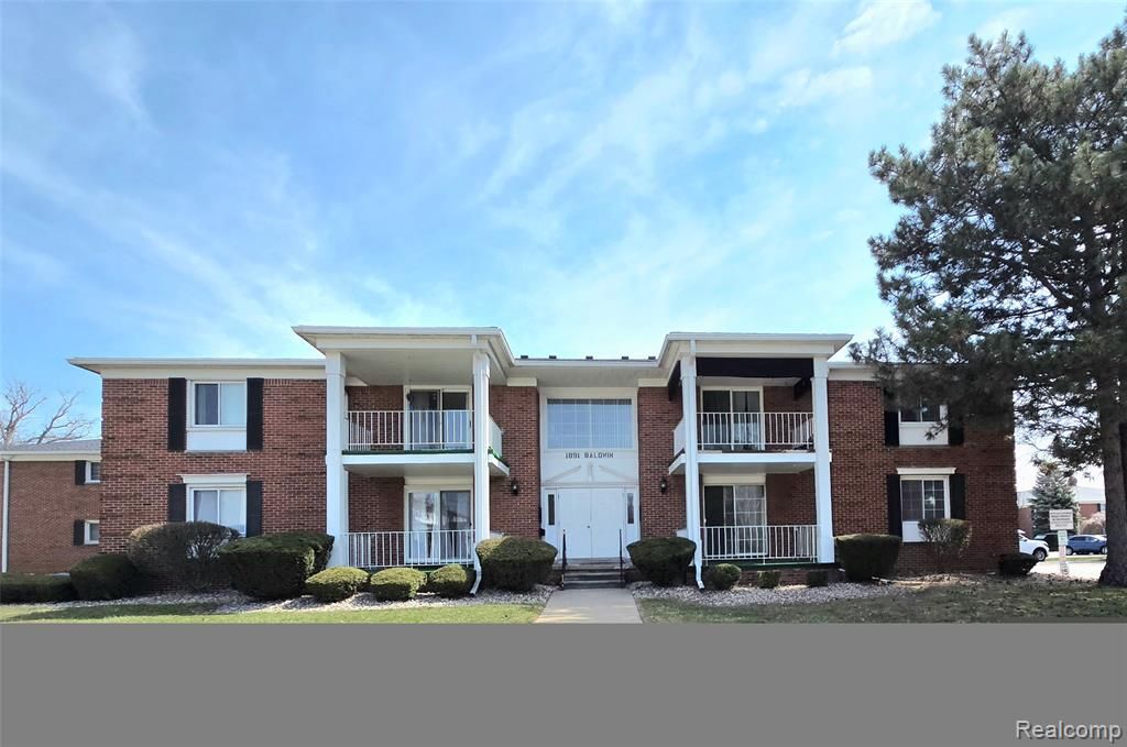 1891 Baldwin Drive 4, Trenton, MI 48183