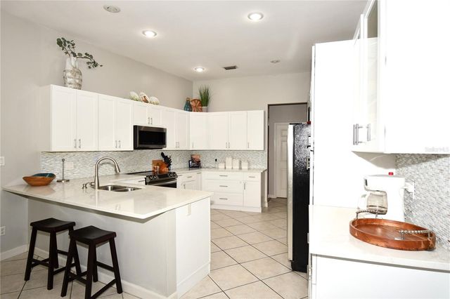 1810 TOURNAMENT DRIVE, Apopka, FL 32712