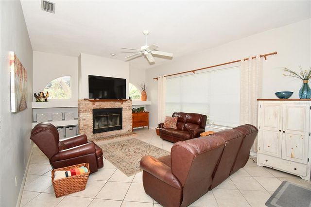 1810 TOURNAMENT DRIVE, Apopka, FL 32712