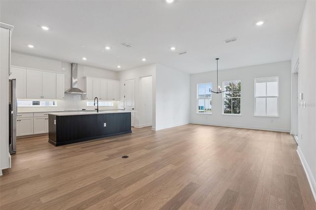 10272 FIDDLEY ALLEY, Orlando, FL 32827