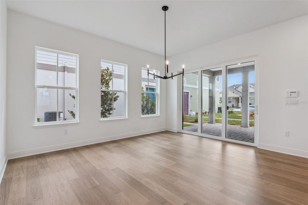 Image 13 of property listing at 10272 FIDDLEY ALLEY, Orlando, FL 32827