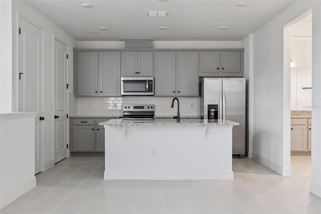 Image 29 of property listing at 10272 FIDDLEY ALLEY, Orlando, FL 32827