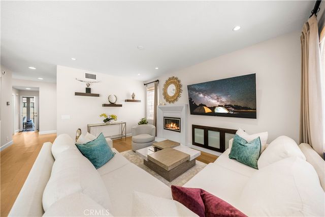 10935 Osterman Avenue, Tustin, CA 92782