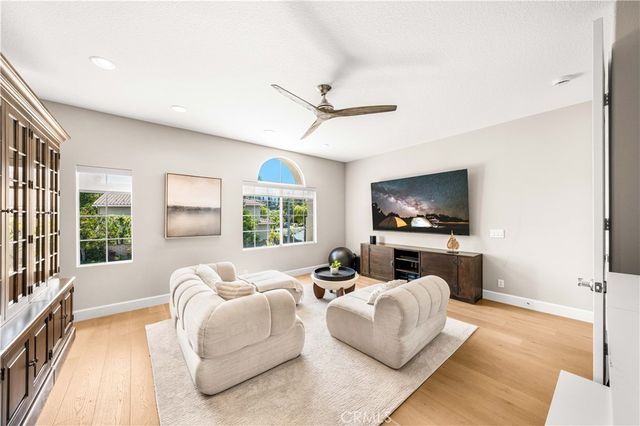 10935 Osterman Avenue, Tustin, CA 92782