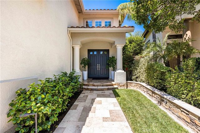 10935 Osterman Avenue, Tustin, CA 92782