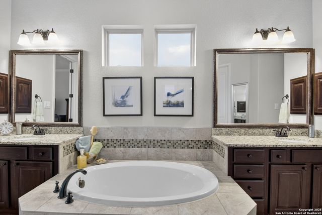 909 Adriatic, Universal City, TX 78148