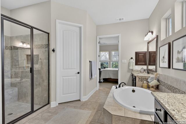 909 Adriatic, Universal City, TX 78148