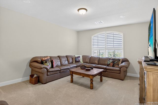 909 Adriatic, Universal City, TX 78148